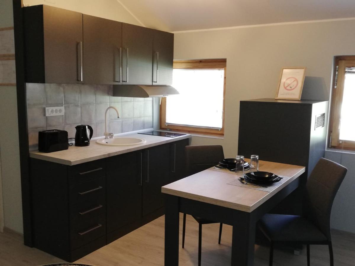D&D Studio Apartment 수보티차 외부 사진